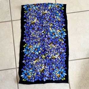 The Metropolitan Museum of Art 100% Silk Blue Floral Long Scarf 60”x 18”